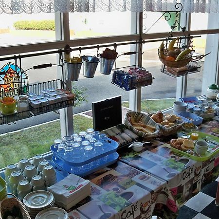 Fasthotel Lille Aeroport Lesquin Bagian luar foto